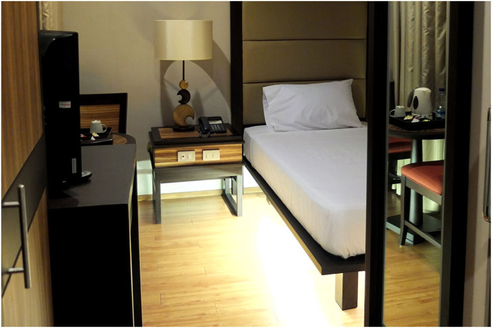 Soleste Suites Quezon City Exteriör bild