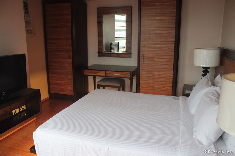 Soleste Suites Quezon City Exteriör bild