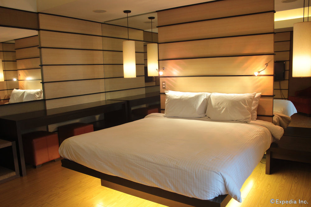 Soleste Suites Quezon City Exteriör bild