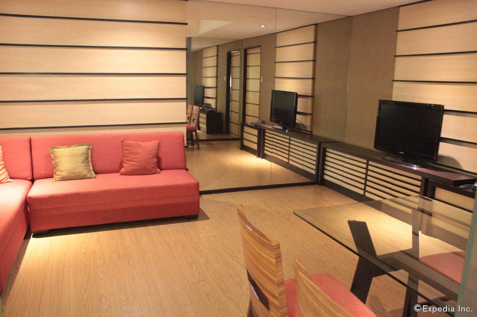 Soleste Suites Quezon City Exteriör bild