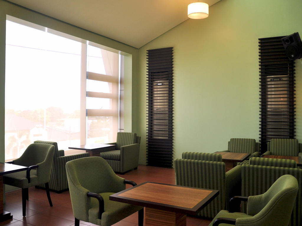 Soleste Suites Quezon City Exteriör bild